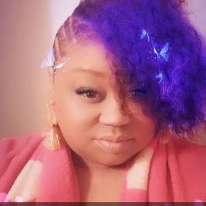 Meet your Posher, Latasha